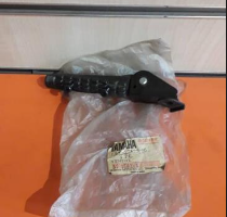 -Pedana post Sx Yamaha FZ 750 1AE27430000