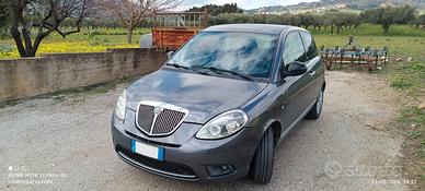 Lancia Ypsilon 2a 1.3 MJT 75cv 55kw imm. 9/2011