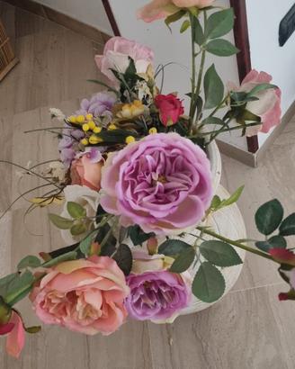 vaso shabby con fiori