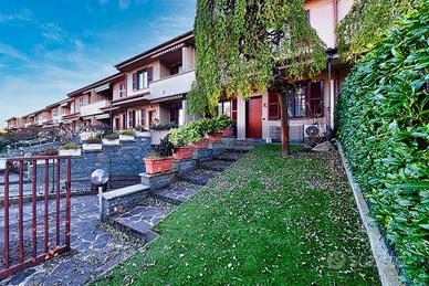 Villa a schiera Carate Brianza