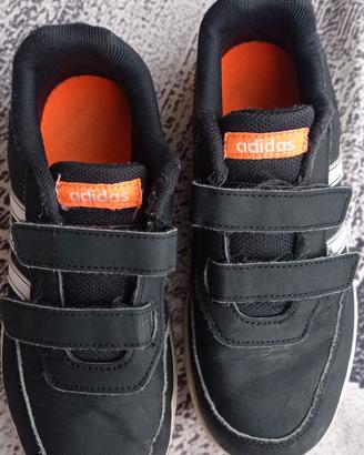 Scarpe Adidas basse n.35
