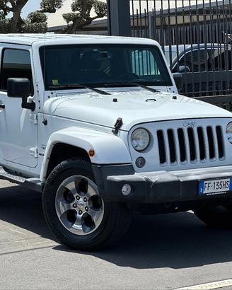 Jeep Wrangler 2.8 CRD DPF Sahara Auto