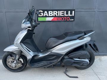 Piaggio Beverly 350
