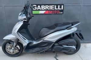 Piaggio Beverly 350