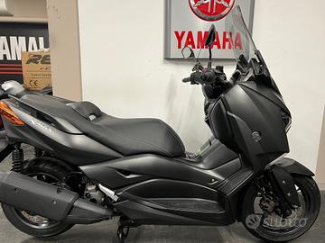 Yamaha X-Max 300