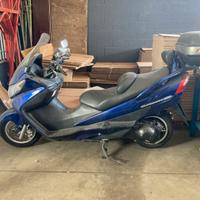 Scooter SUZUKI BURGMAN 400