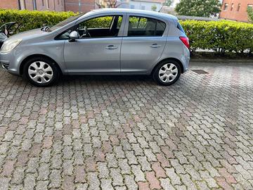 Opel corsa 1.2 gpl