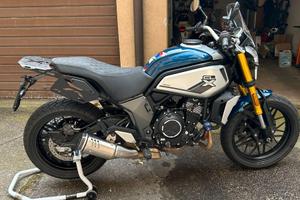 CF Moto CLX 700 Heritage del 2022