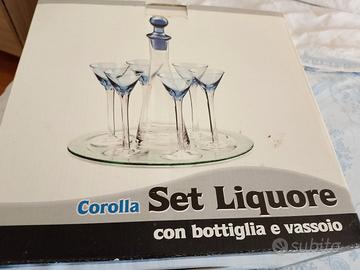 Set liquore con bottiglia e vassoio 