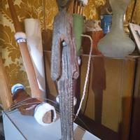 Statuetta antica in legno alta 30 cm