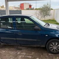 Renault Clio 1.2 benzina 16v 75cv
