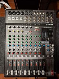 Mixer
Yamaha MG12 XU