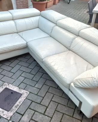 Divano in pelle ad angolo