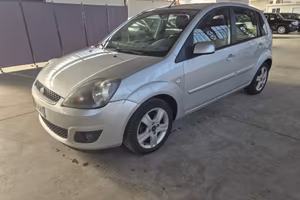 FORD Fiesta 1.2 16V 5p. Ghia