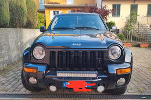 Jeep Cherokee 2.5 crd 
