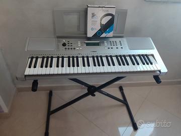 Tastiera Yamaha YPT-370
