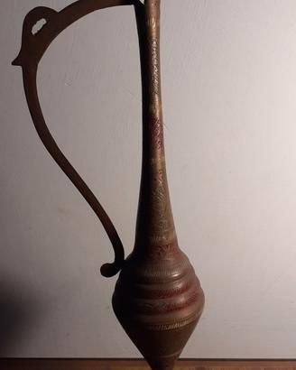 Due Brocche caraffe metallo antiquariato.