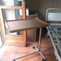 tavolino per letto ospedaliero