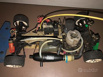 Auto radiocomandata motore a scoppio