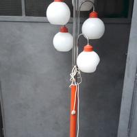 lampada vintage anni 70 una boccia in vetro rotta