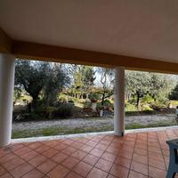 Palombara trilocale con p.auto e giardino