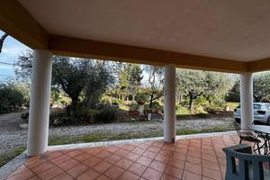 Palombara trilocale con p.auto e giardino