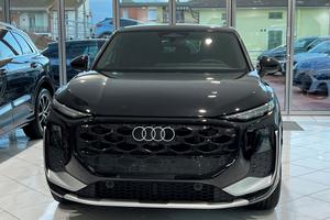 Q3 Sportback 2.0 tfsi Business quattro 204cv s-tro