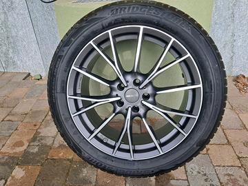 MAK 19 + Bridgestone per BMW X3