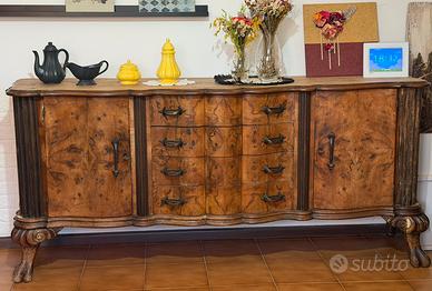 Mobile credenza