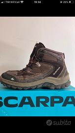 Scarpe trekking quechua 42
