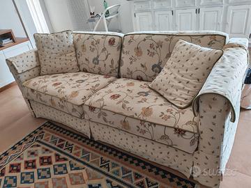 Divano stile country 