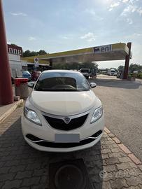 Lancia Ypsilon 1.3 Mjet 95cv Mya 2017 102.000 km