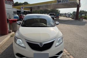 Lancia Ypsilon 1.3 Mjet 95cv Mya 2017 102.000 km