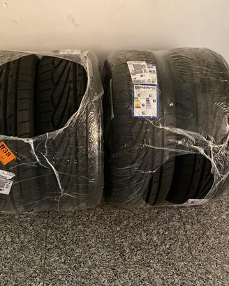 toyo proxes tr1 pneumatici 215/45R17 W