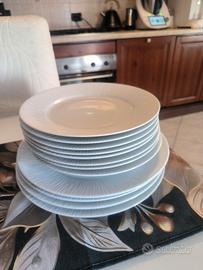 set di piatti x 4perso ne
