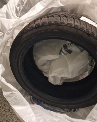 treno gomme auto invernali 195/45 R16 Kumho
