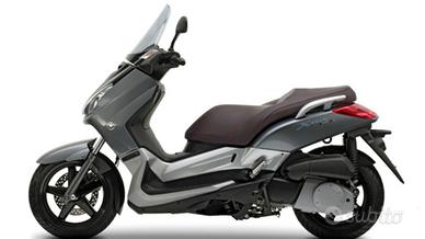 Xmax 250i