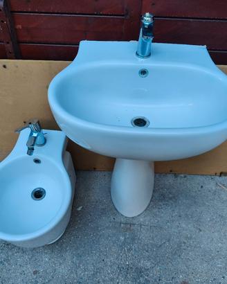 lavabo e bidet in ceramica 