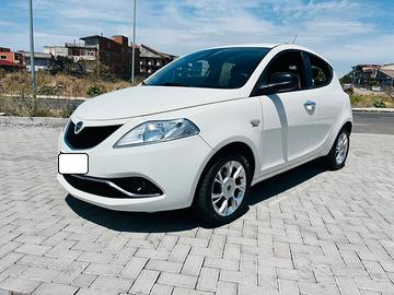 LANCIA Ypsilon 1.3MLJT COME NUOVA CHIAMA 2013