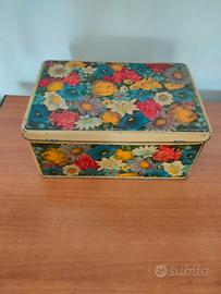 Scatola in latta pastiglie Leone 