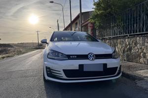 Volkswagen Golf VII GTD 2.0 184cv