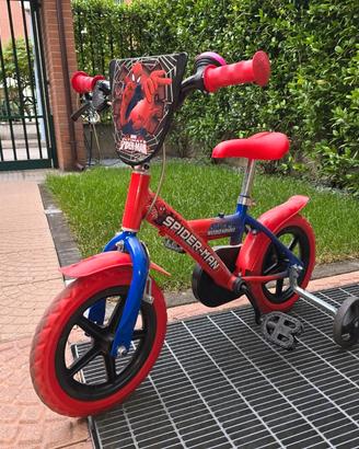 Bicicletta Spider-Man Bambino con Kit Zaino