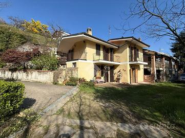 CASA SEMINDIPENDENTE A CASTELLAMONTE