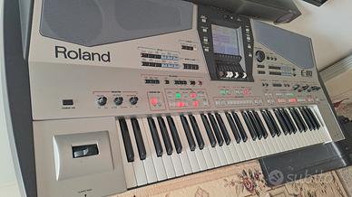 Roland E 80 Tastiera Musicale Arranger 61 tasti