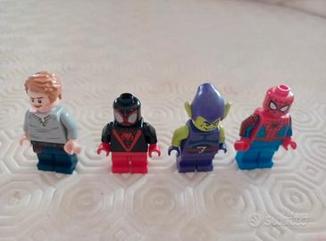 Personaggi lego vari