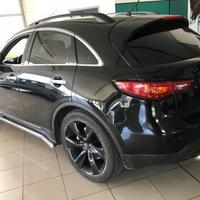Infiniti QX70 3.0 diesel V6 AT GT