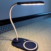 lampada con ricarica wireless 10W controllo touch