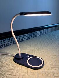 lampada con ricarica wireless 10W controllo touch