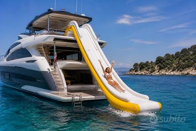 Scivoli Gonfiabili per Yacht e Barche Turistiche