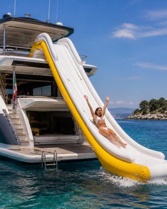 Scivoli Gonfiabili per Yacht e Barche Turistiche